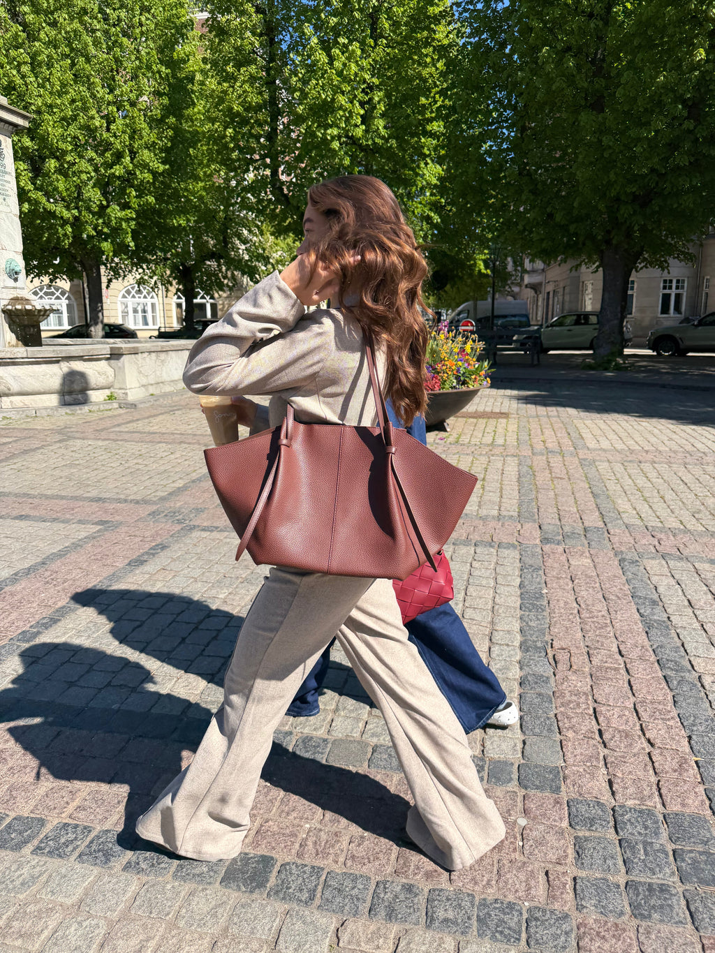 Andrea Strap Bag - Dark Brown